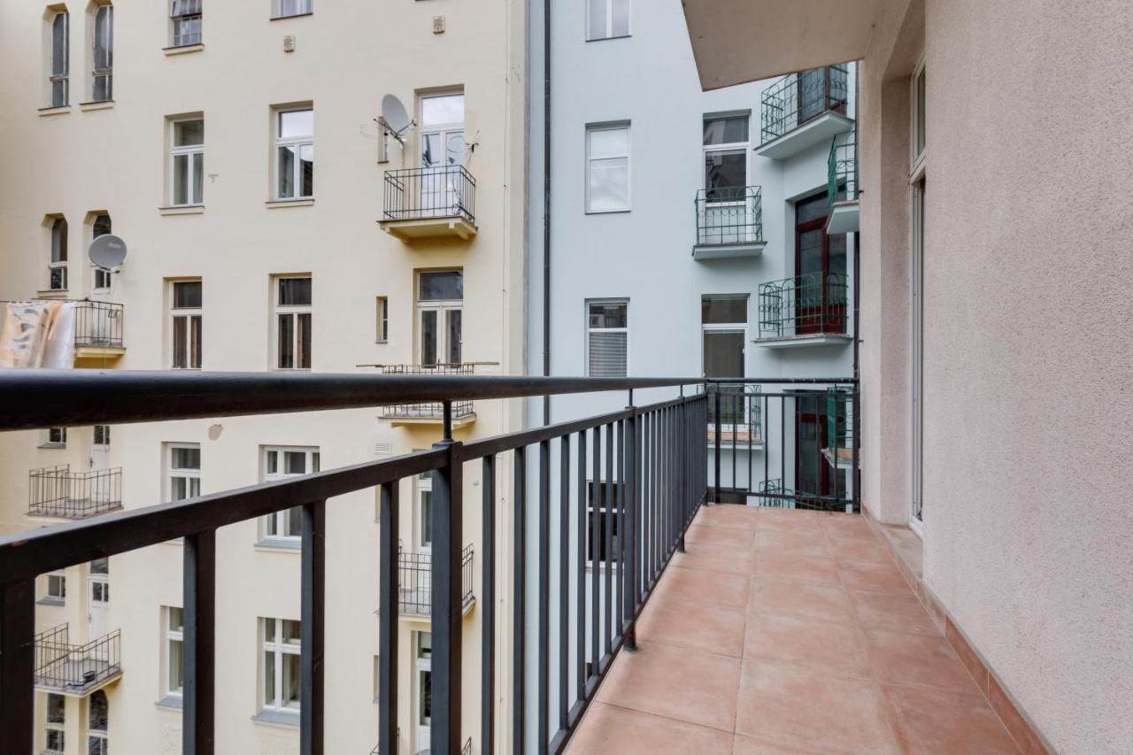 Luxury Riverside Apartments In The Center Of Прага Екстер'єр фото
